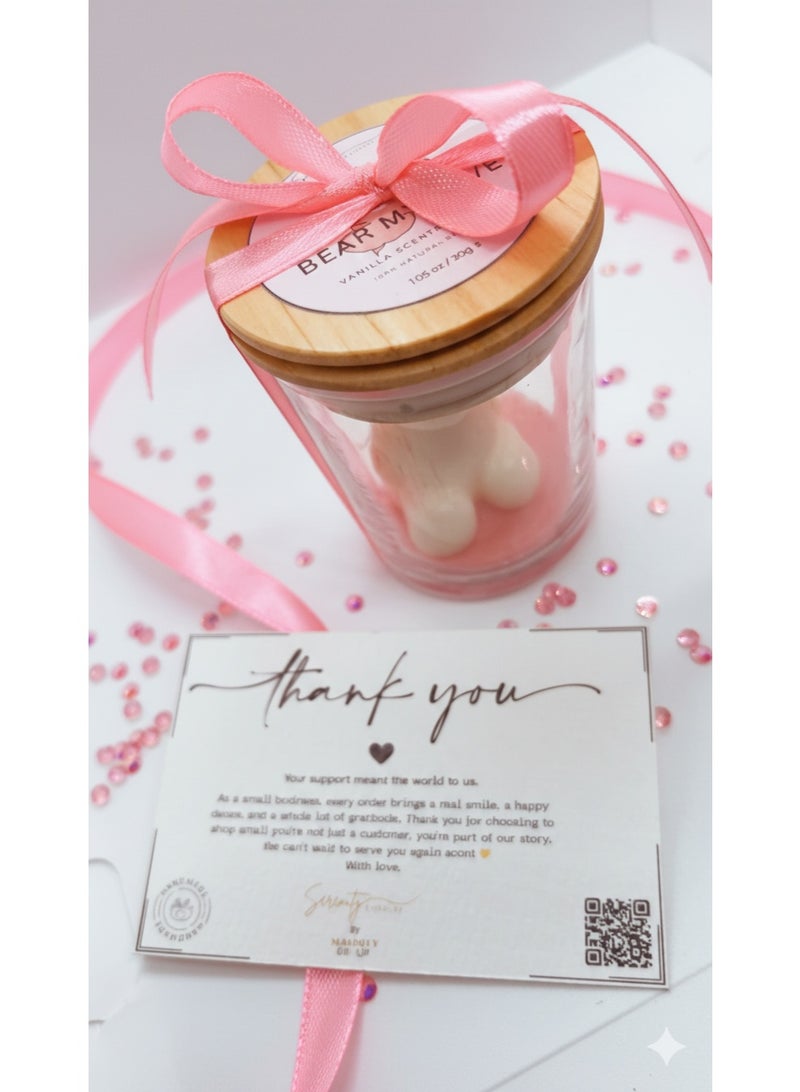 Serenity Candles شمعة سيرينيتي بير ماي لاف المعطرة – الإصدار الوردي الأنيق – فتيل واحد (٣٠ جم) - Image 3